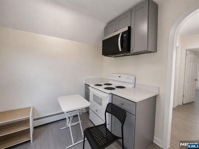 270 Pacific Street 3, Paterson, NJ 07503