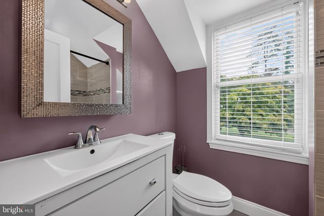 3 LOTHIAN PL, Philadelphia, PA 19128