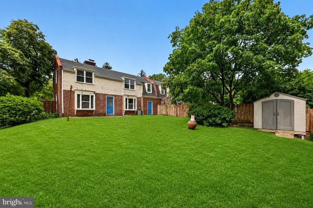 3 LOTHIAN PL, Philadelphia, PA 19128