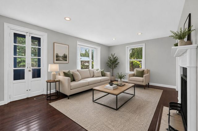 3 LOTHIAN PL, Philadelphia, PA 19128