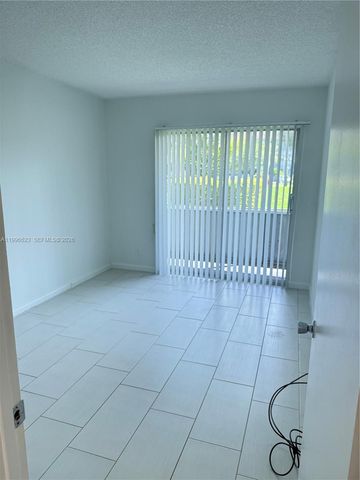 150 SW 134th Way 103R, Pembroke Pines, FL 33027