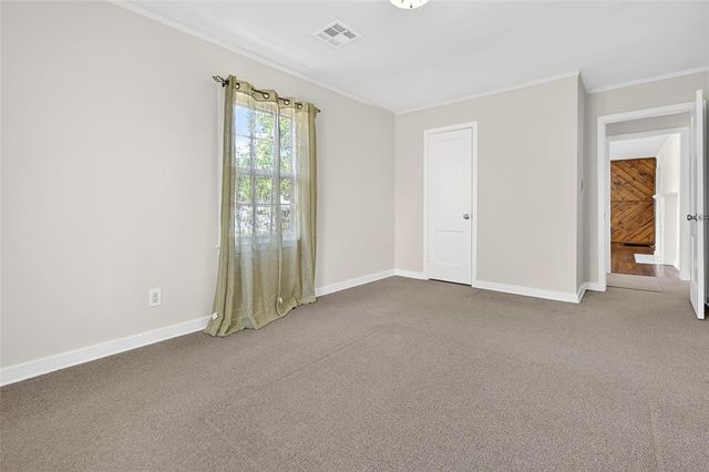 3704 N Linn Avenue, Oklahoma City, OK 73112