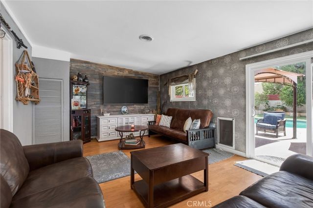 4194 Euclid Court, Riverside, CA 92504