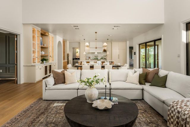 4911 Greyson Creek Dr, El Dorado Hills, CA 95762