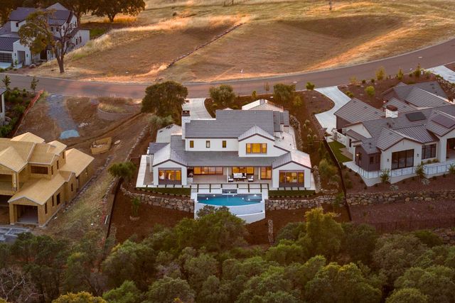 4911 Greyson Creek Dr, El Dorado Hills, CA 95762