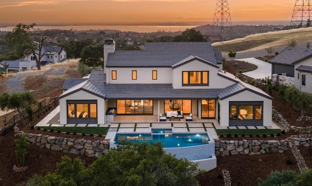 4911 Greyson Creek Dr, El Dorado Hills, CA 95762