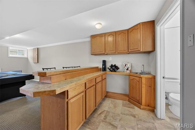 323 Oakleigh Woods Drive, Ballwin, MO 63011