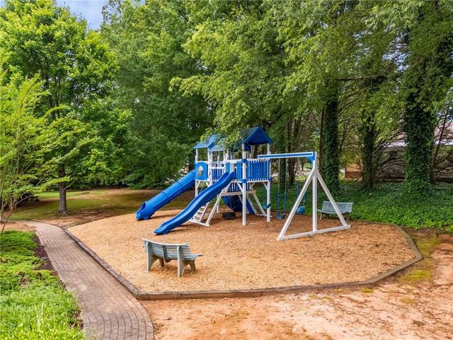 1950 Wenlok NE Trail, Marietta, GA 30066