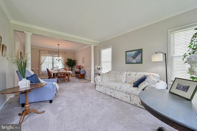 85 MARSHALL DR, Egg Harbor Township, NJ 08234