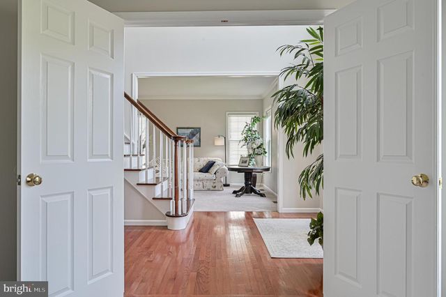 85 MARSHALL DR, Egg Harbor Township, NJ 08234