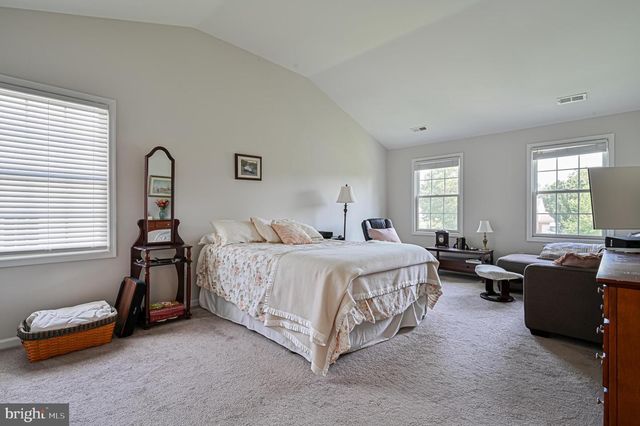 85 MARSHALL DR, Egg Harbor Township, NJ 08234