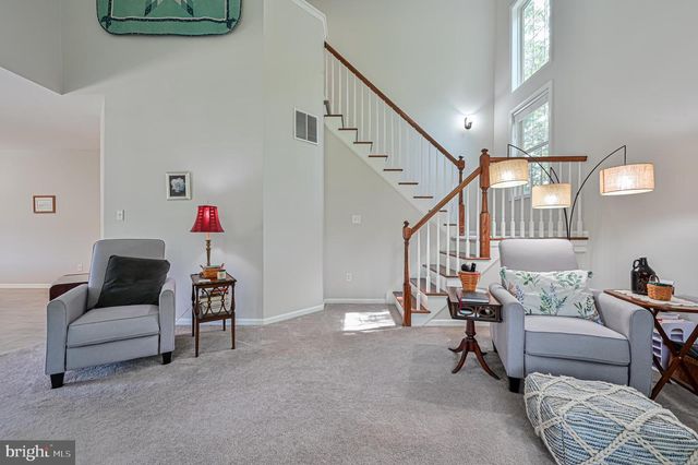 85 MARSHALL DR, Egg Harbor Township, NJ 08234