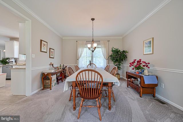 85 MARSHALL DR, Egg Harbor Township, NJ 08234