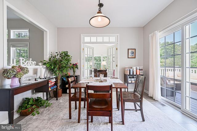 85 MARSHALL DR, Egg Harbor Township, NJ 08234