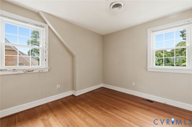 430 Greenwood Dr, Petersburg, VA 23805