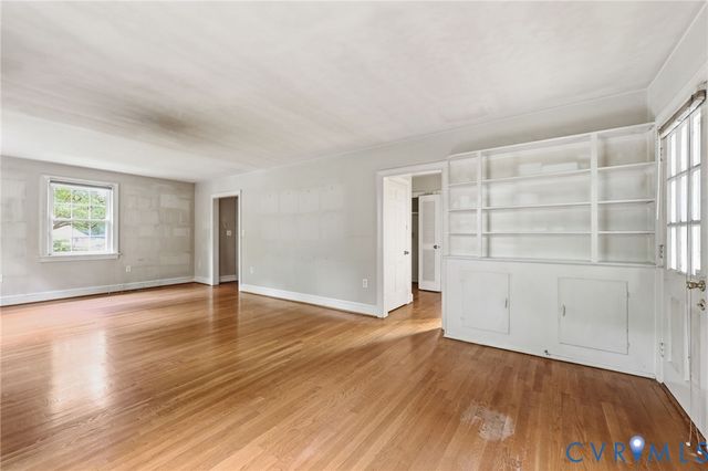 430 Greenwood Dr, Petersburg, VA 23805