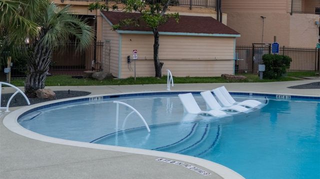 9520 Seawall Boulevard 152, Galveston, TX 77554