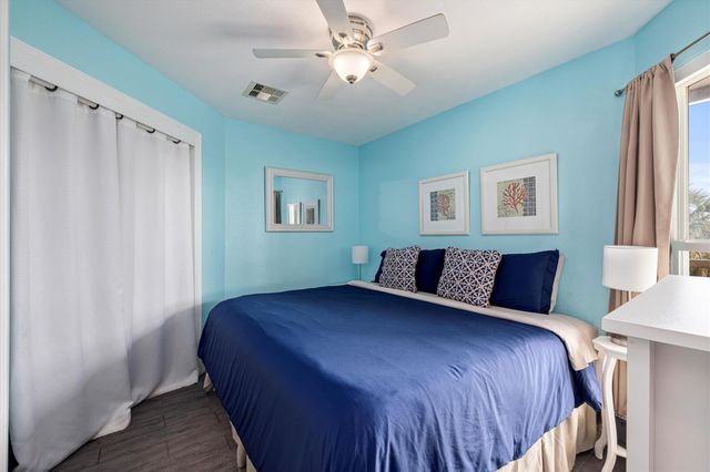 9520 Seawall Boulevard 152, Galveston, TX 77554