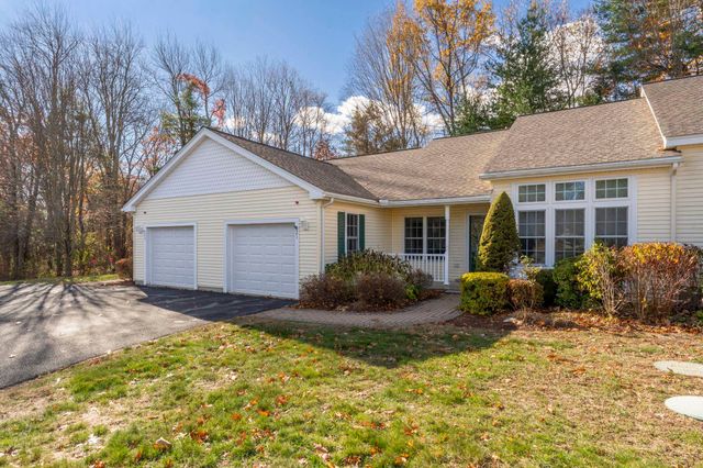 21 Lincoln Drive, Londonderry, NH 03053