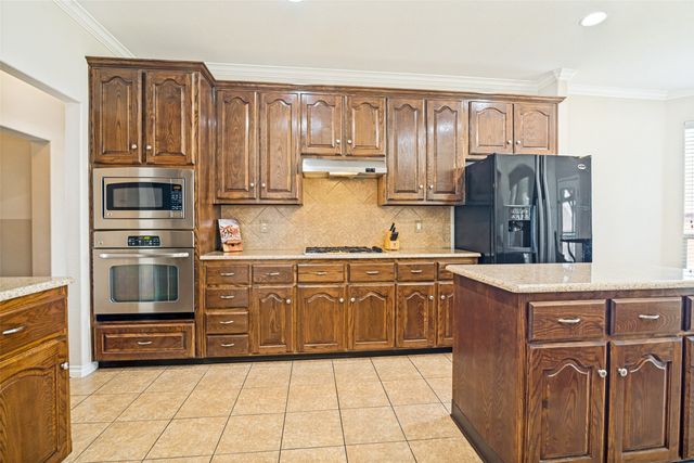 1686 Tannerson Drive, Rockwall, TX 75087