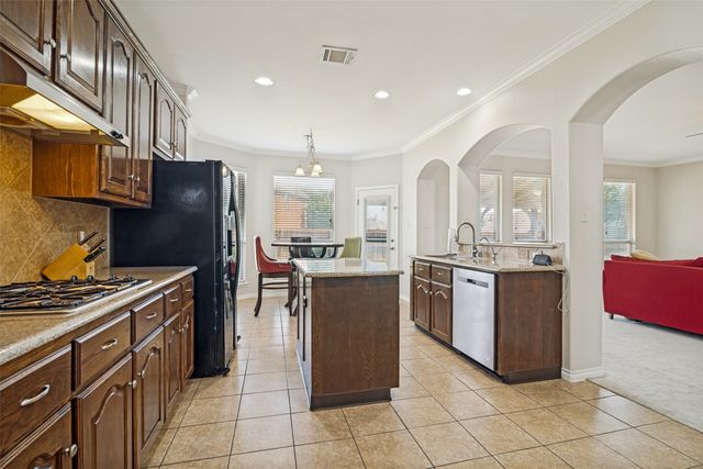 1686 Tannerson Drive, Rockwall, TX 75087