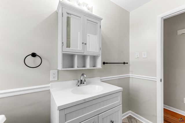 112 Athens St, Warner Robins, GA 31088