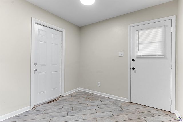 112 Athens St, Warner Robins, GA 31088