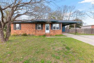 112 Athens St, Warner Robins, GA 31088