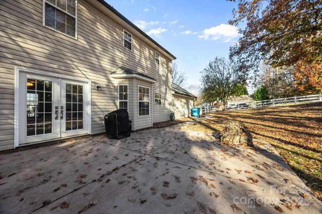 135 Shade Tree Circle, Fort Mill, SC 29715