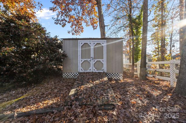 135 Shade Tree Circle, Fort Mill, SC 29715