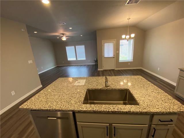 2613 Excelsior Blvd, Corpus Christi, TX 78415