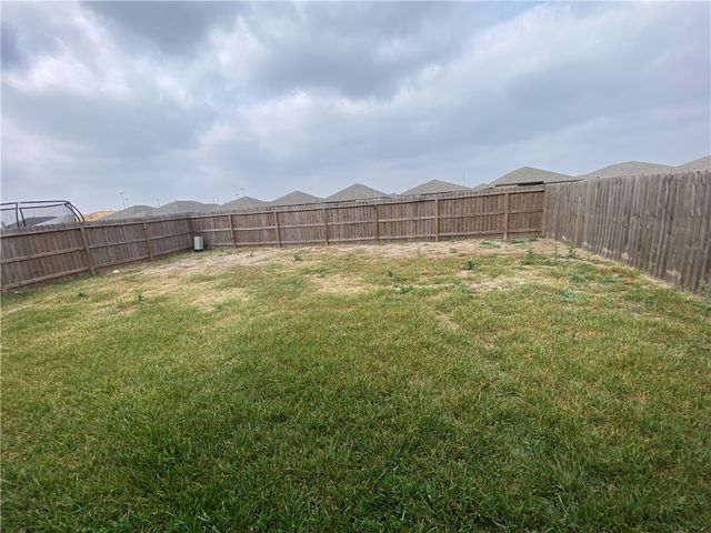 2613 Excelsior Blvd, Corpus Christi, TX 78415