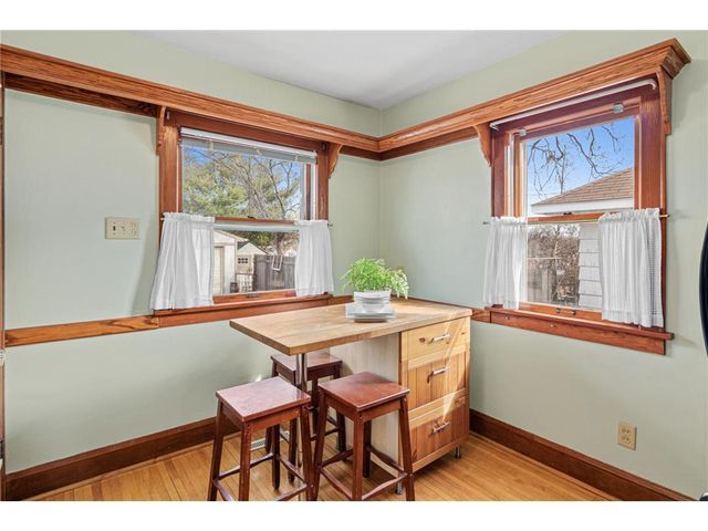 1179 Minnehaha Avenue, Saint Paul, MN 55104