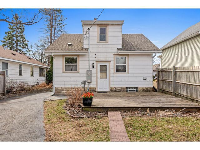 1179 Minnehaha Avenue, Saint Paul, MN 55104