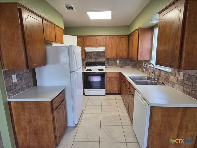 2305 Timberline Drive, Killeen, TX 76543