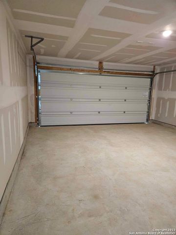10018 ANA HTS, San Antonio, TX 78224