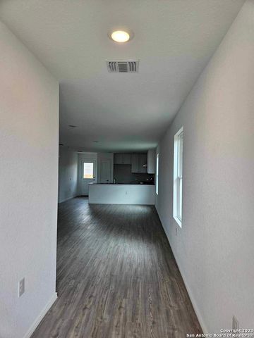 10018 ANA HTS, San Antonio, TX 78224