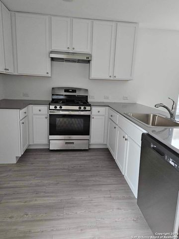 10018 ANA HTS, San Antonio, TX 78224
