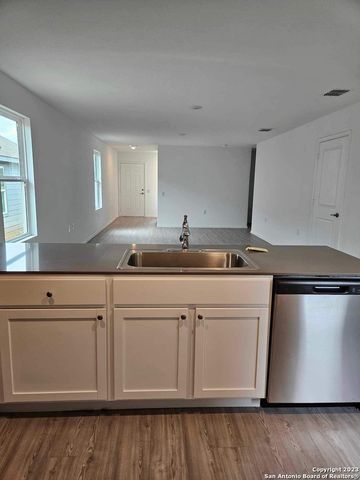 10018 ANA HTS, San Antonio, TX 78224
