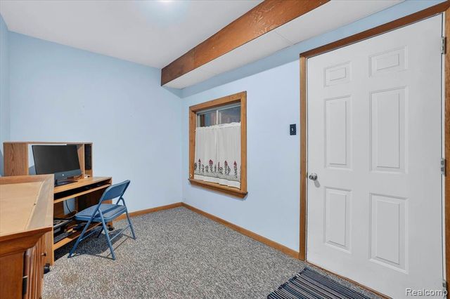 14463 Seymour Road, Linden, MI 48451