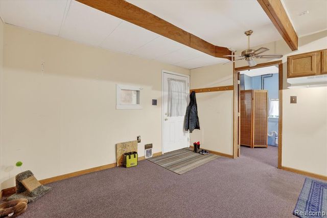 14463 Seymour Road, Linden, MI 48451