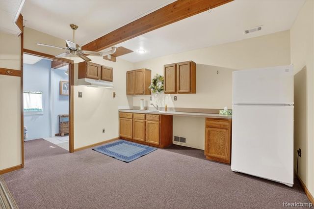 14463 Seymour Road, Linden, MI 48451