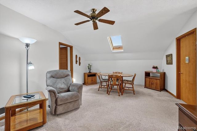 14463 Seymour Road, Linden, MI 48451