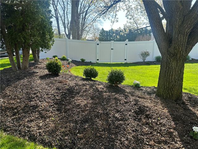 120 Donna Road, Gates, NY 14606