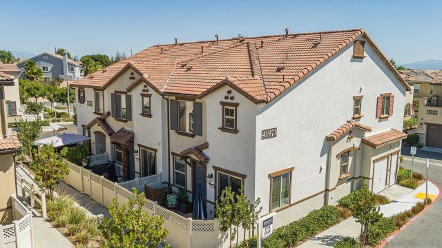 41973 Rondo St 1203, Murrieta, CA 92562