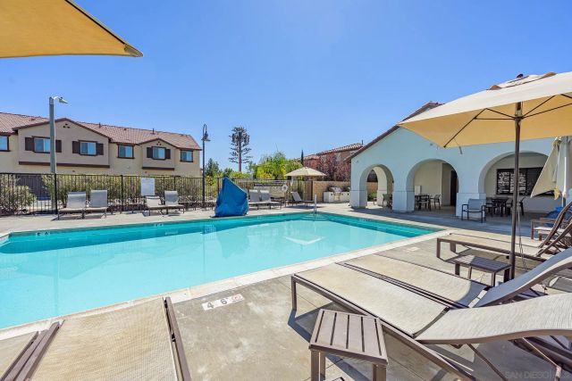 41973 Rondo St 1203, Murrieta, CA 92562