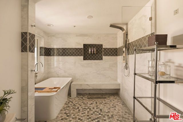 1664 Gladys Drive, Glendale, CA 91206