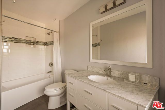 1664 Gladys Drive, Glendale, CA 91206
