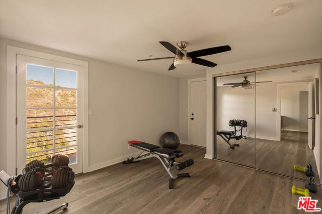 1664 Gladys Drive, Glendale, CA 91206