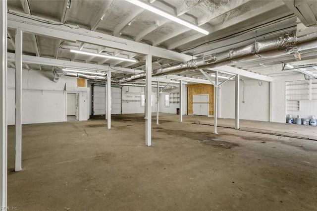 10410 Warwick BLVD, Newport News, VA 23601